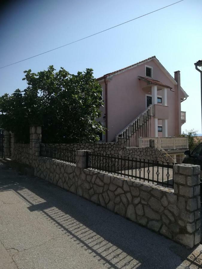 오미살즈 House Daniela 아파트 외부 사진